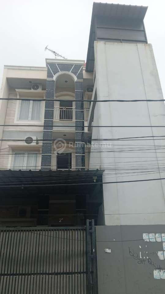 Dijual rumah mewah Bebas banjir ac dan tv ada di setiap kamar dekat Grand Indonesia di Kebon Kacang
