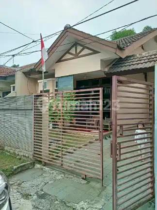 Dijual Rumah di Daanmogot Perum Budiindah