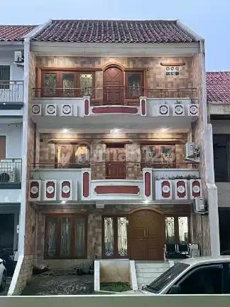 Dijual Town House 3 Lantai Siap Huni di Kondominium Rajawali Sawah Besar Jakarta Pusat