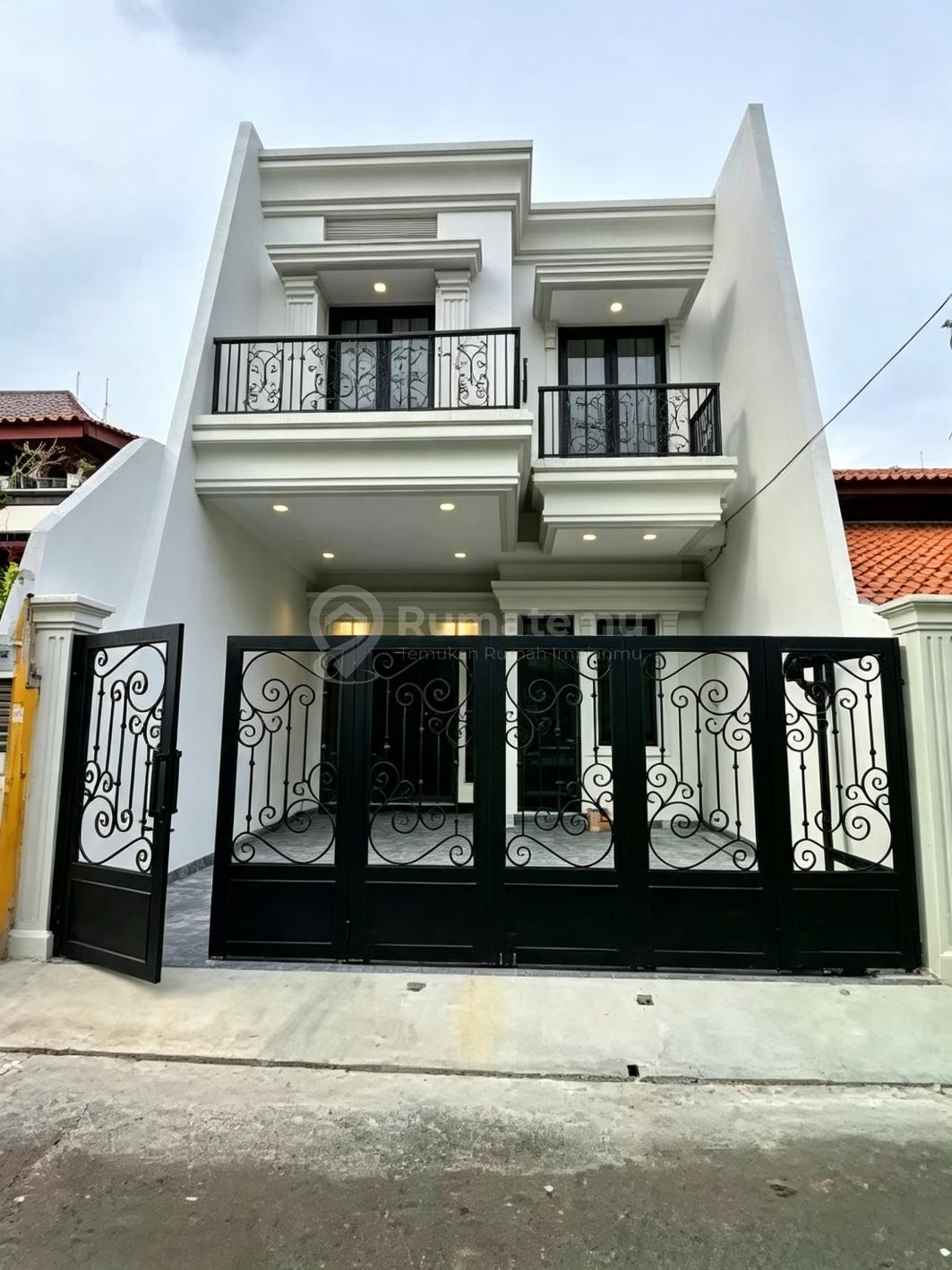 Rumah Baru Dalam Komplek di Rawamangun Jakarta Timur