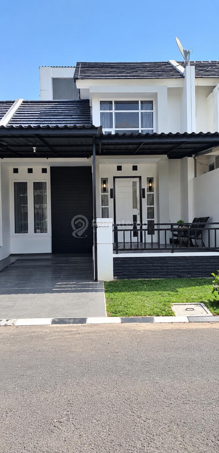 TINGGAL DI KOMPLEK ASRI & STRATEGIS! RUMAH PERMATA BINTARO SIAP HUNI!