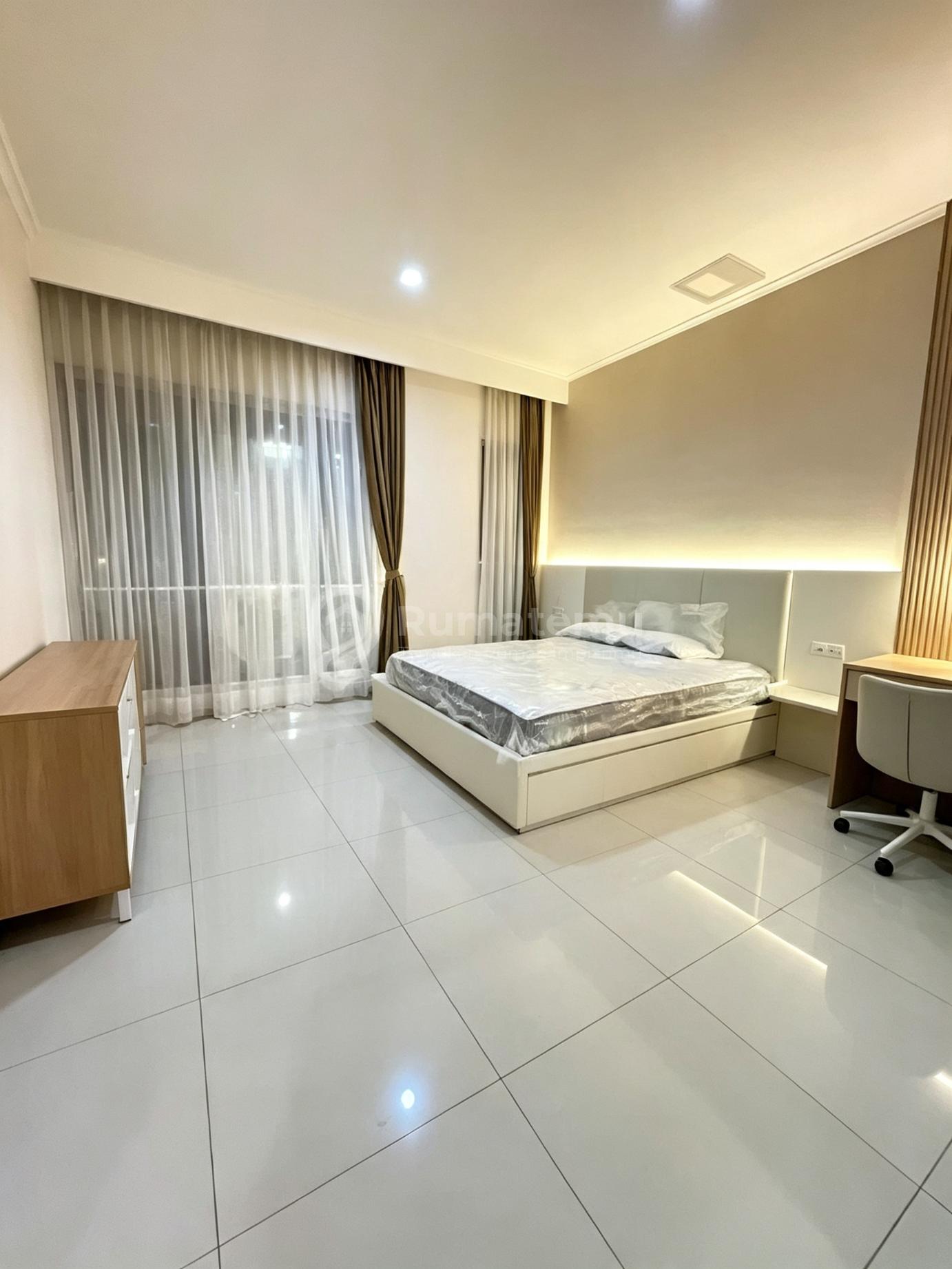 Brand New Rumah Sedayu City Siap Huni Full Furnish Interior