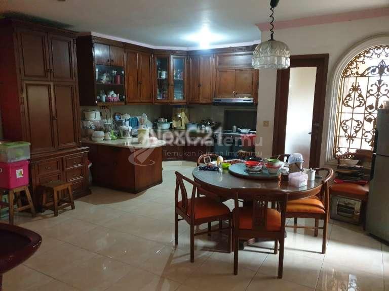 Dijual rumah Hadap Utara dan Barat Rumah Hook komplek di Kelapa Gading, Pegangsaan Dua, Jakarta