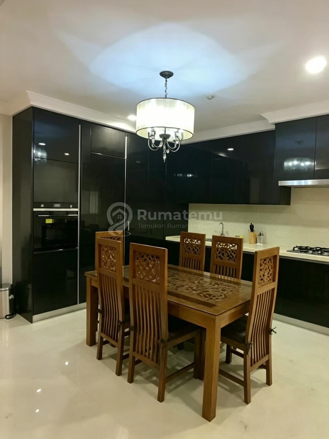 Disewakan Apartemen Bellagio Residence 1+1 BR Furnished