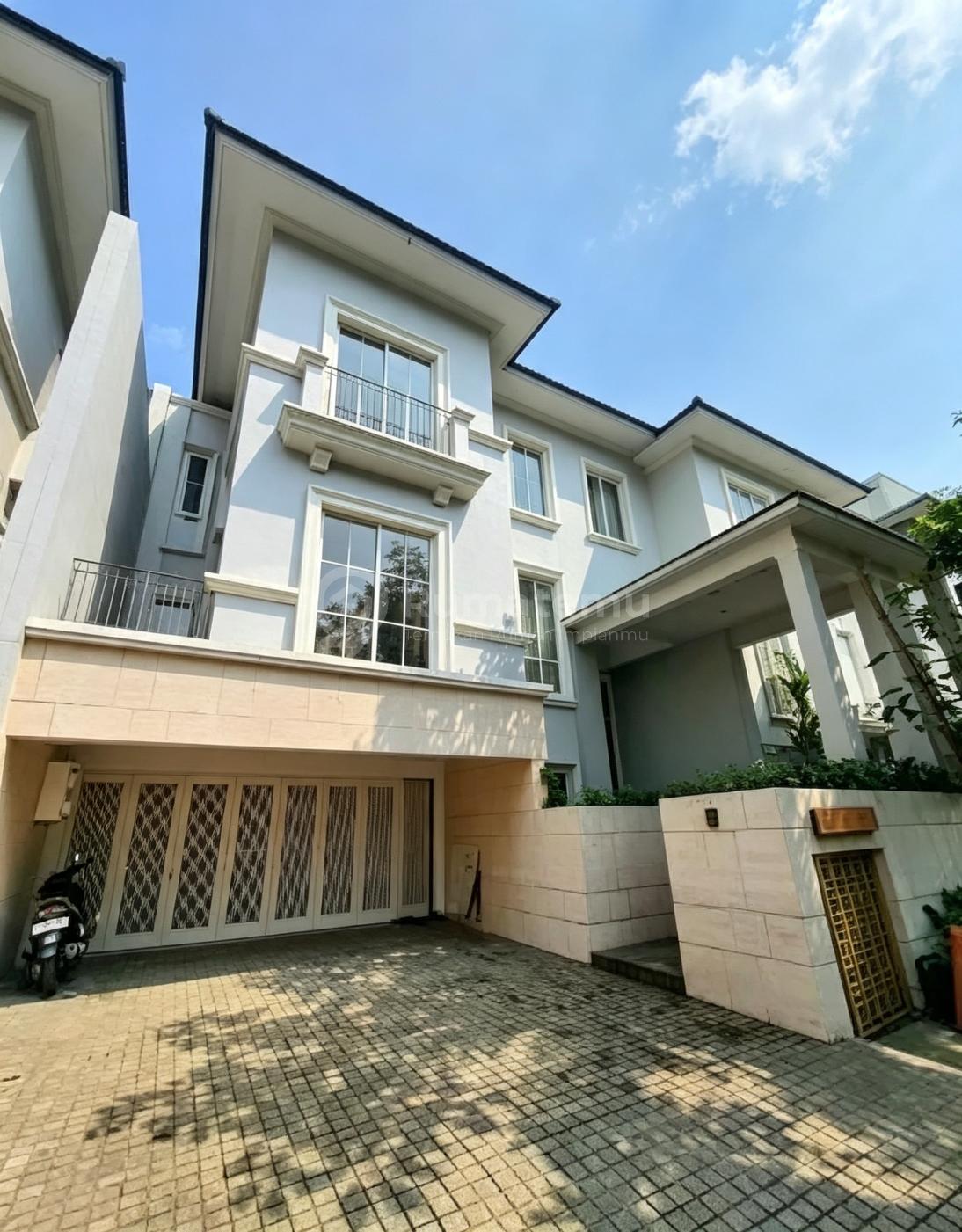 Dijual Rumah Mewah Dalam Cluster Lingkungan Aman Nyaman Lebak Bulus Jakarta Selatan