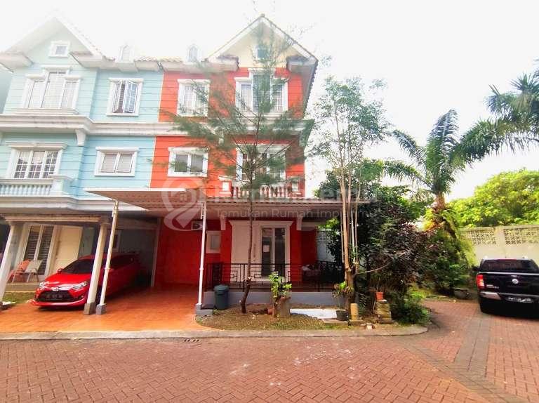 Rumah Omaha Village