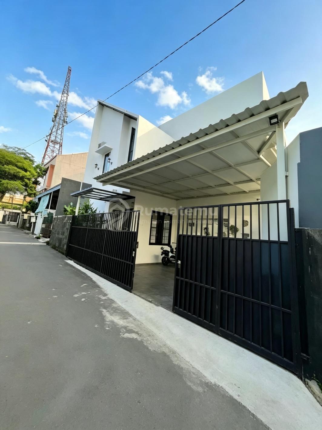 Rumah Bagus dan Kokoh Siap Huni di Cipayung