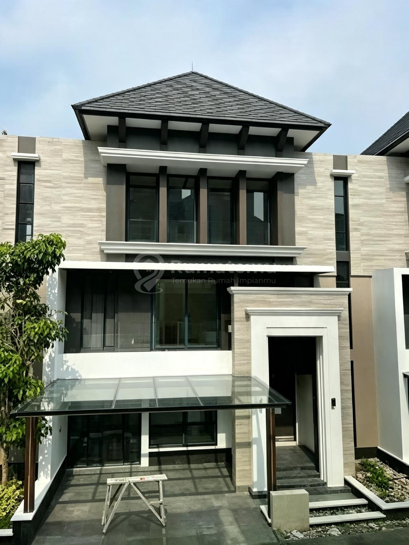 Rumah Mewah Dalam Town House Dijual Di Cilandak Jakarta Selatan