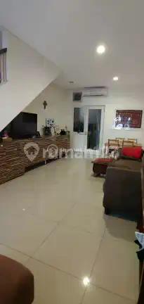 DIJUAL RUMAH GOLF LAKE CENGKARENG TERMURAH KONDISI BAGUS