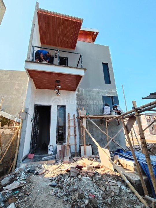 Humah Jual Tunai 800 Juta di Krapyak Kota Semarang Barat SHM Grand Krapyak Residence, Jl. Supratman Raya, Krapyak, Semarang Barat Rumah 2 Lantai