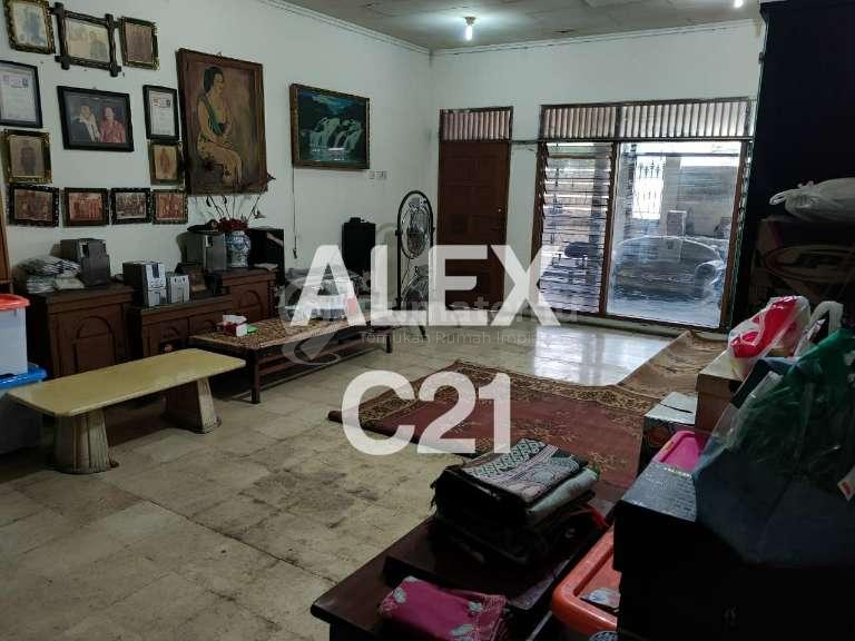Jual rumah 2 lantai lokasi strategis di Pondok Pinang Dekat DEPLU, Jakarta Selatan