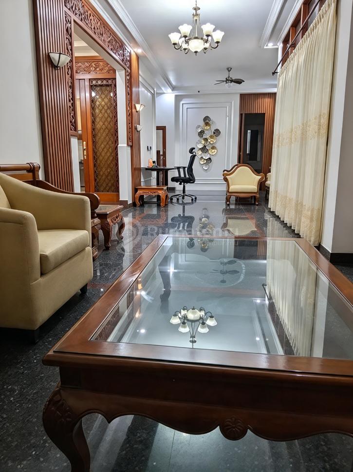 Disewakan Rumah 4 KT Area Senopati Jakarta Utara