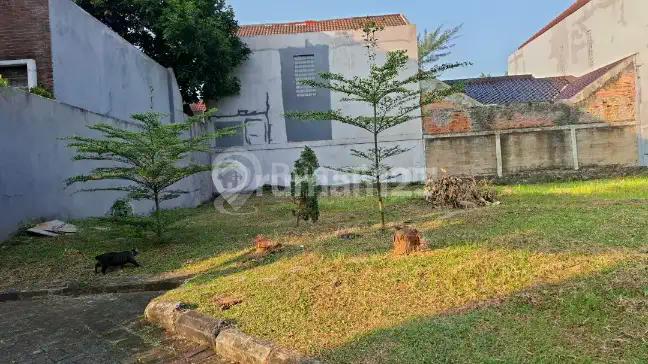 Dijual Kavling Dekat Pasar dan Fasilitas Umum di Griya Loka BSD