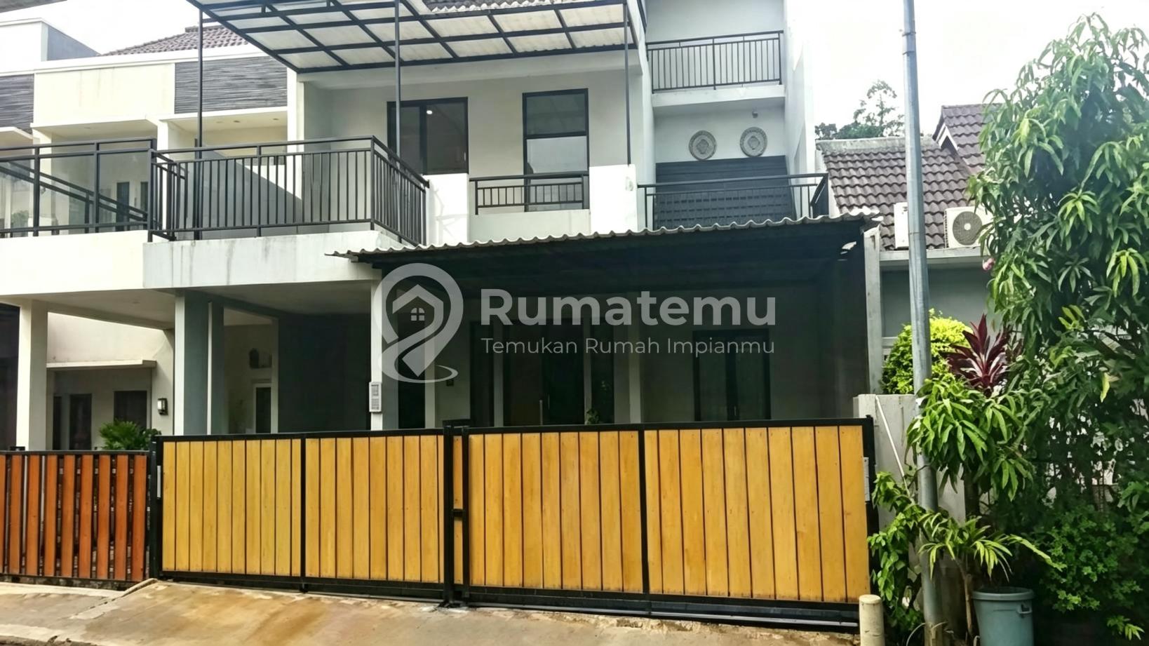 Rumah Bagus SHM di BSD Taman Crysant