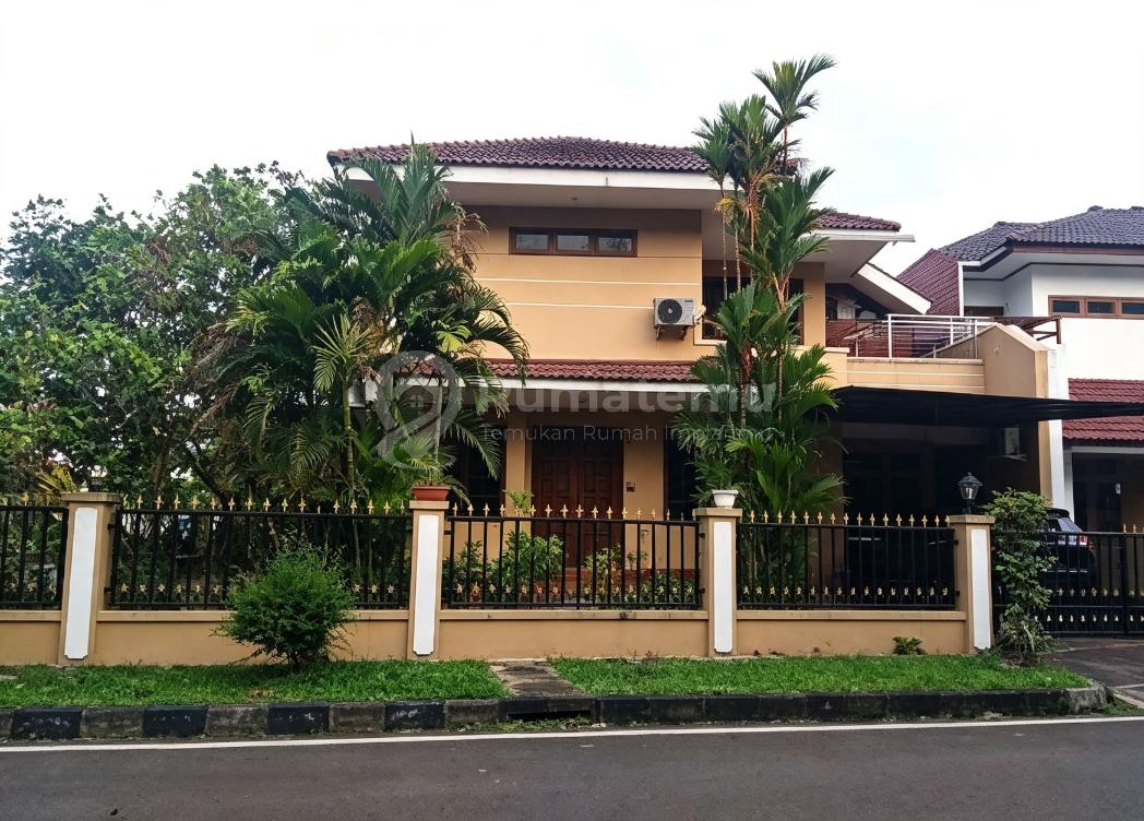 Rumah Hook Lingkungan Asri Dalam Komplek Di Rawamangun Jakarta Timur