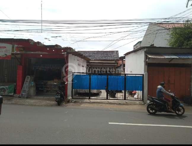 Jual 2 Rumah di Area Komersial dan 2 kios aktif di Lenteng Agung