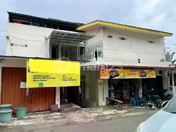 Dijual Cepat Full Tersewa Kost 3 Lantai Di Depok 40 Kamar 3 Kios