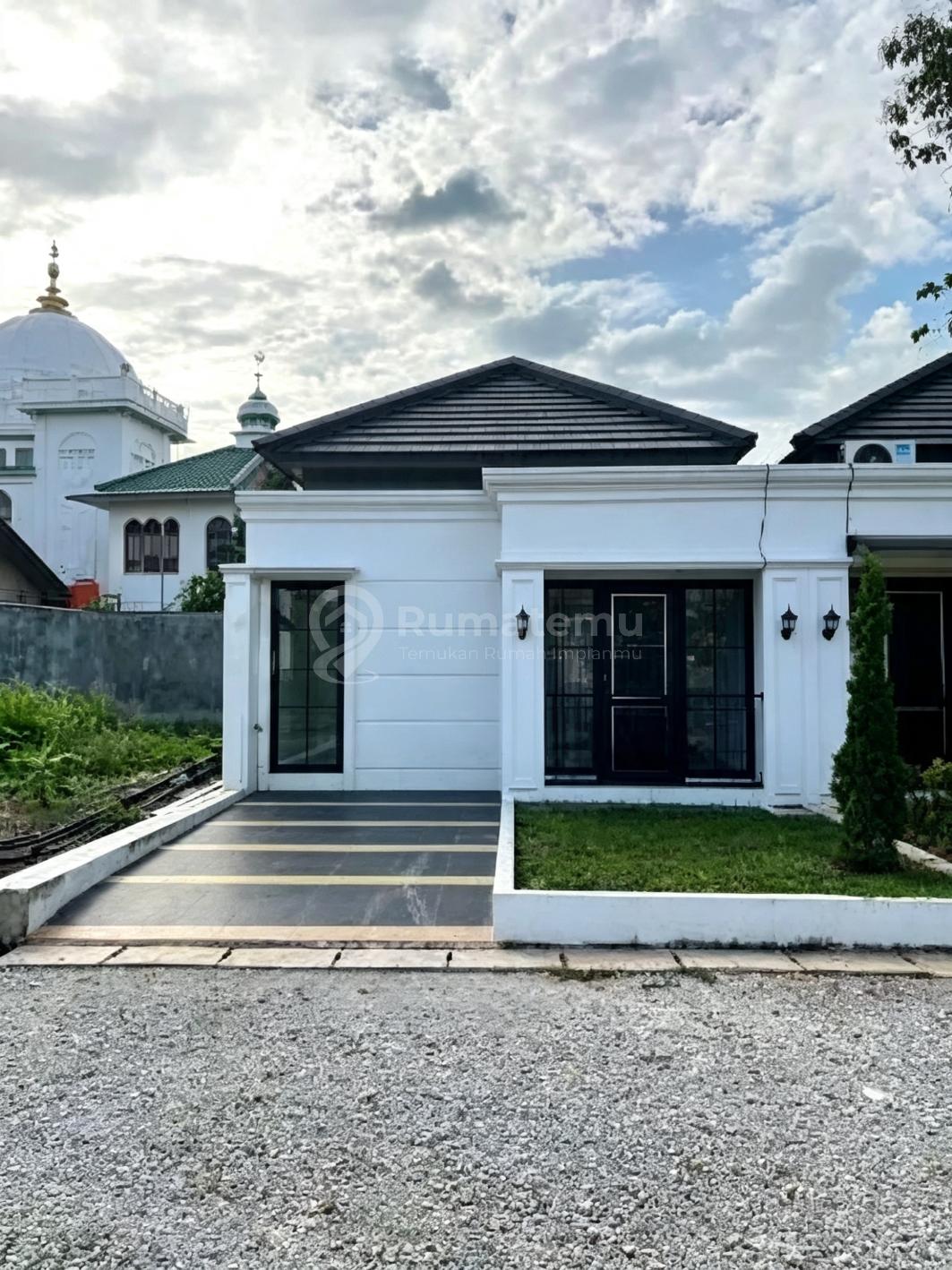 Rumah Bagus Dalam Cluster Strategis Di Mustika Jaya Bekasi
