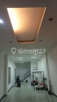 Ruko 4 Lantai Jalan Raya Pluit Lokasi Strategis