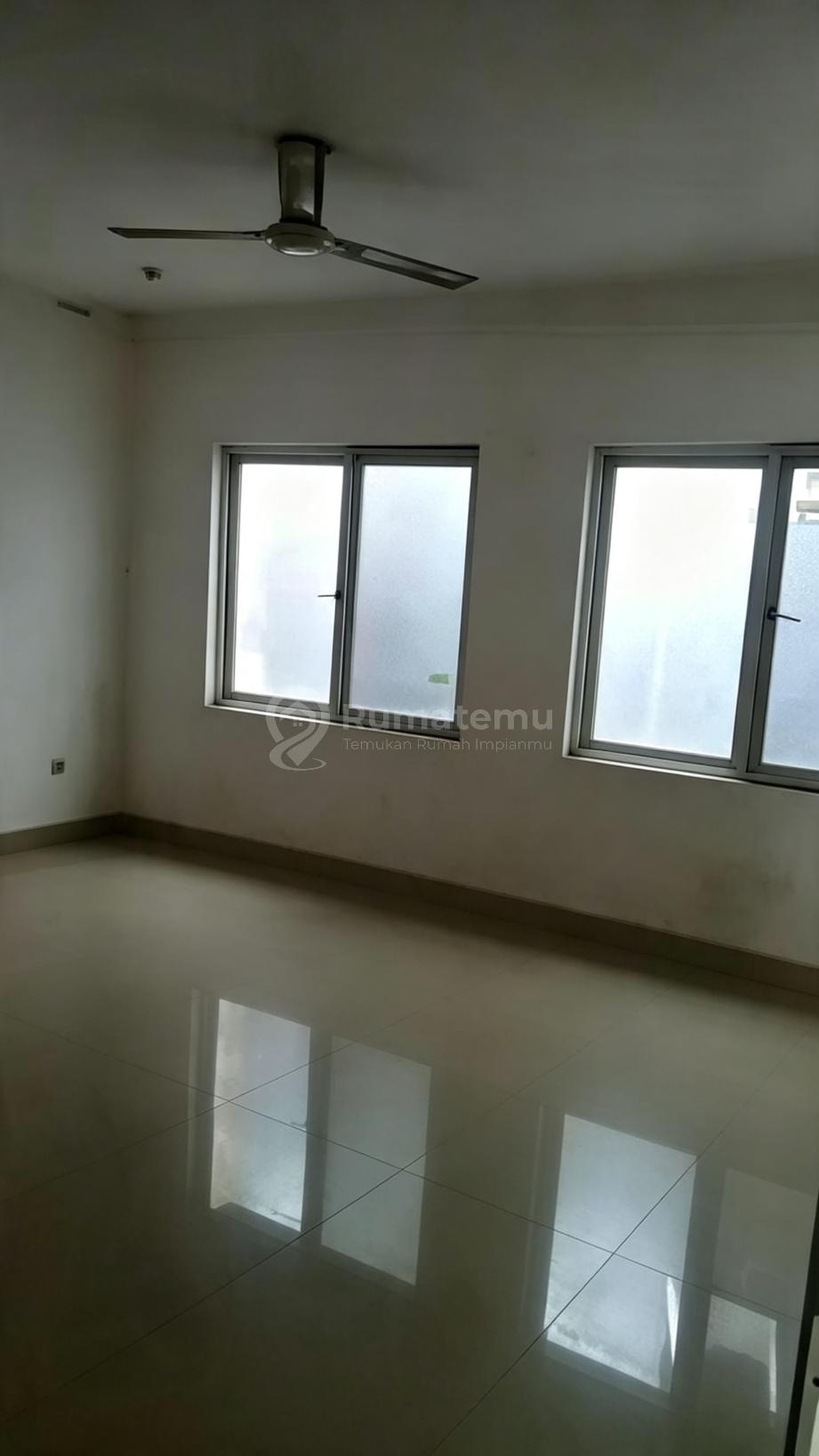 Disewakan Rumah Siap Huni Royal Palem Cengkareng Jakarta Barat