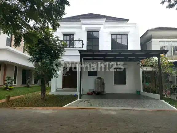Dijual Rumah Pondasi Bor Pile, Design Klasik di Foresta Naturale