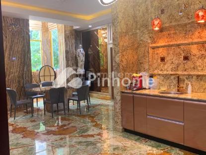 Dijual Apartemen Super Strategis di Paladian Park Kelapa Gading Tower F