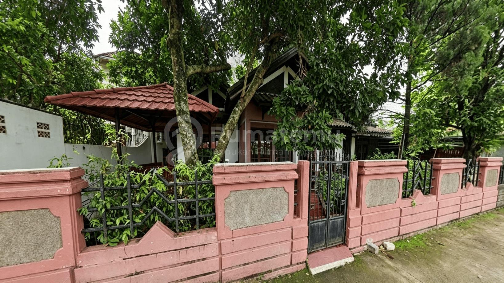Dijual rumah Cocok untuk tempat tinggal dan kos-kosan di Kebagusan, Pasar Minggu, Jakarta Selatan