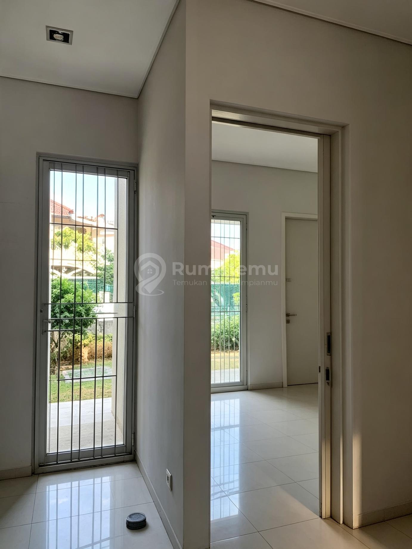 Disewakan Rumah 2 Lantai Cipinang Jatinegara Jakarta Timur
