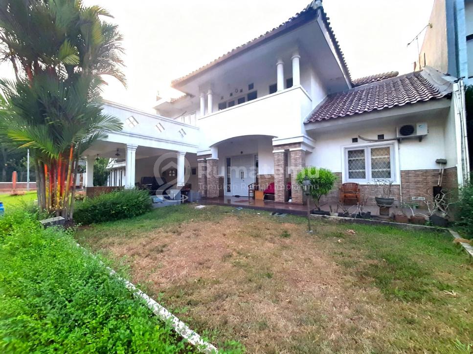 Rumah BSD. Giri Loka. 2 Lantai. 15x25. Jalan 3 Mobil. Siap Huni