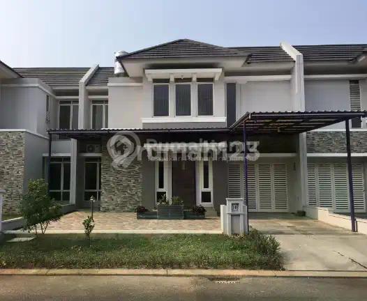 Rumah Sudah Renovasi Belum Pernah Ditinggal Suvarna Sutera Helios