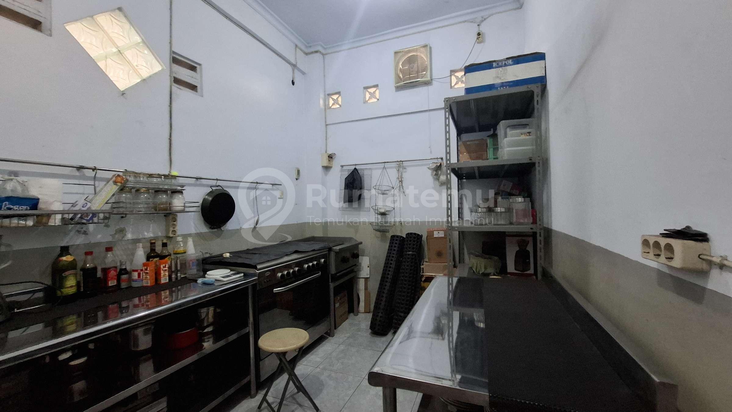 Ruko 2 lantai dekat SMKI Bugisan taman tirto kasihan bantul yogyakarta