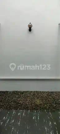 Rumah Baru 1 Lantai Cantik Siap Huni Strategis Kencana Loka Bsd
