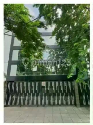 Gedung 7 Lantai Kebon Sirih Jakarta Pusat