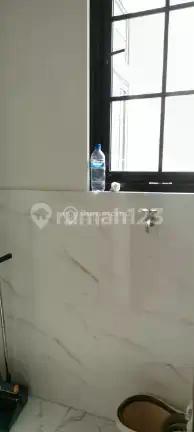 Rumah Baru 1 Lantai Cantik Siap Huni Strategis Kencana Loka Bsd