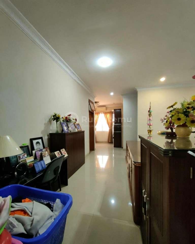 Dijual Rumah Secondary Terawat Kokoh di Cipinang Muara Jakarta Timur 