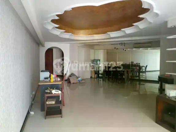 Taman Anggrek [Apt]: Lantai Tinggi- 3 Bedrooms- Shm-Timur Laut