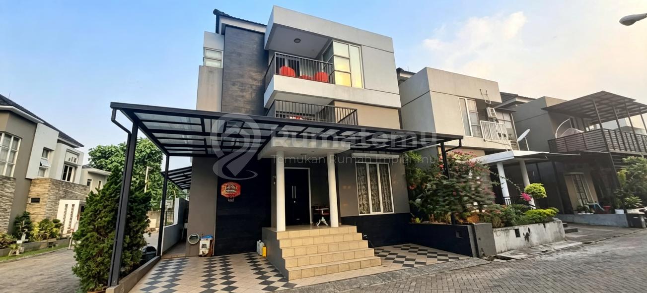 Dijual Rumah Siap Huni Lokasi Strategis di Villa Mutiara Cibubur 2