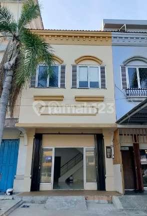 Ruko Santa Monica Baru Renov Siap Usaha