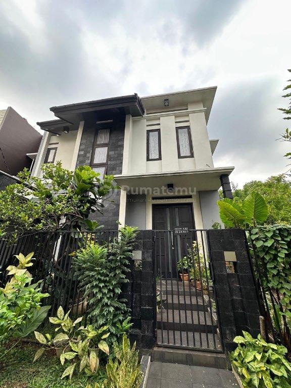 Dijual Rumah Cozy Hoek Nempel Taman 2lt Siap Huni disek 5 Bintaro