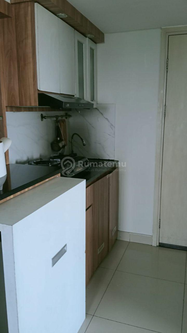 Dijual Apartemen The Springlake Summarecon Bekasi 2 BR Furnished dan Terenovasi dengan harga murah