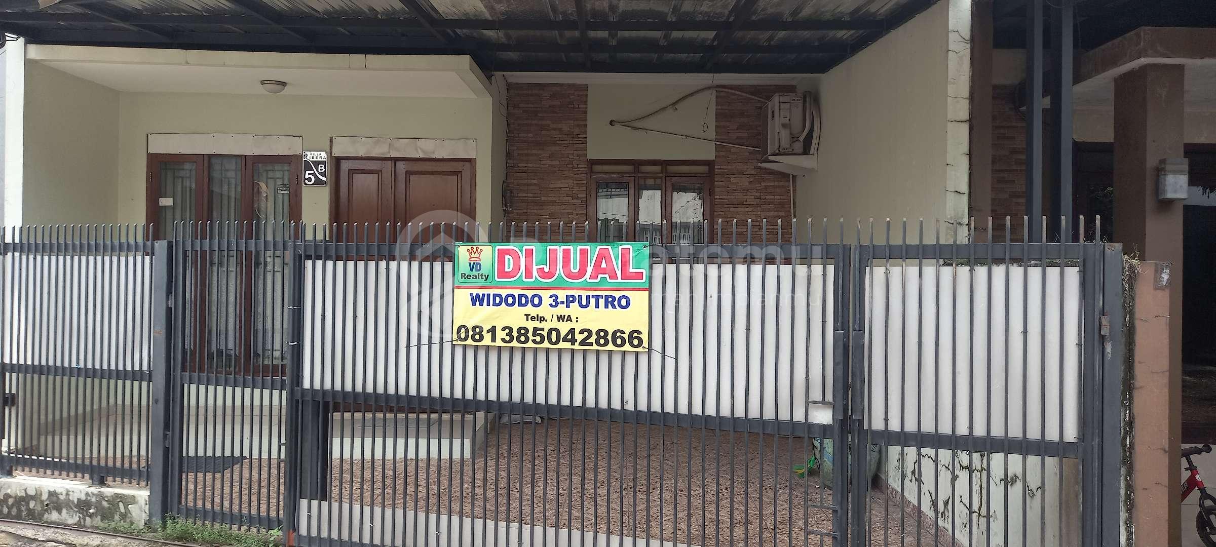 RUMAH 2 LANTAI SIAP HUNI DALAM CLUSTER 