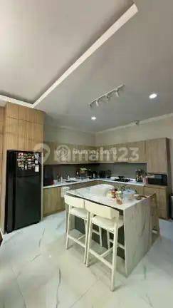 Rumah di Tiara Alam Sutera, Bagus Desainnya, Dekat Binus, Dekat Santa Laurensia