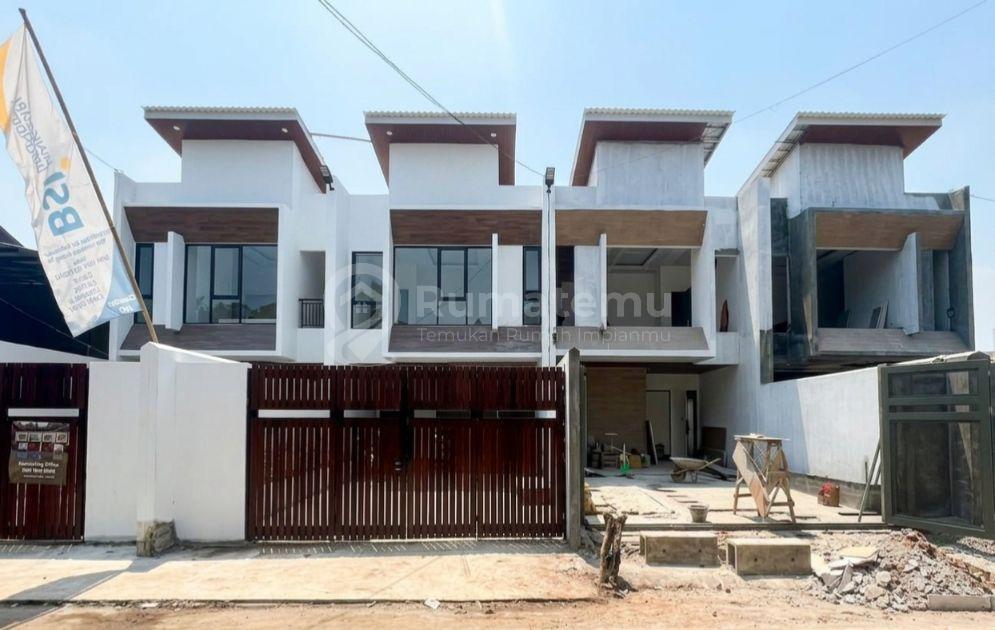 Rumah baru modern tropis di Cipayung Ciputat Tangsel 