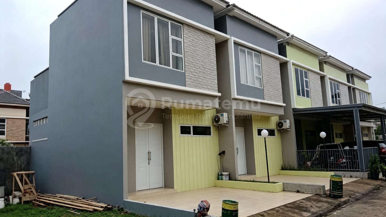 Dijual rumah tidak banjir Sudah renovasi belakang di Magnolia Park 3, Gondrong, Cipondoh