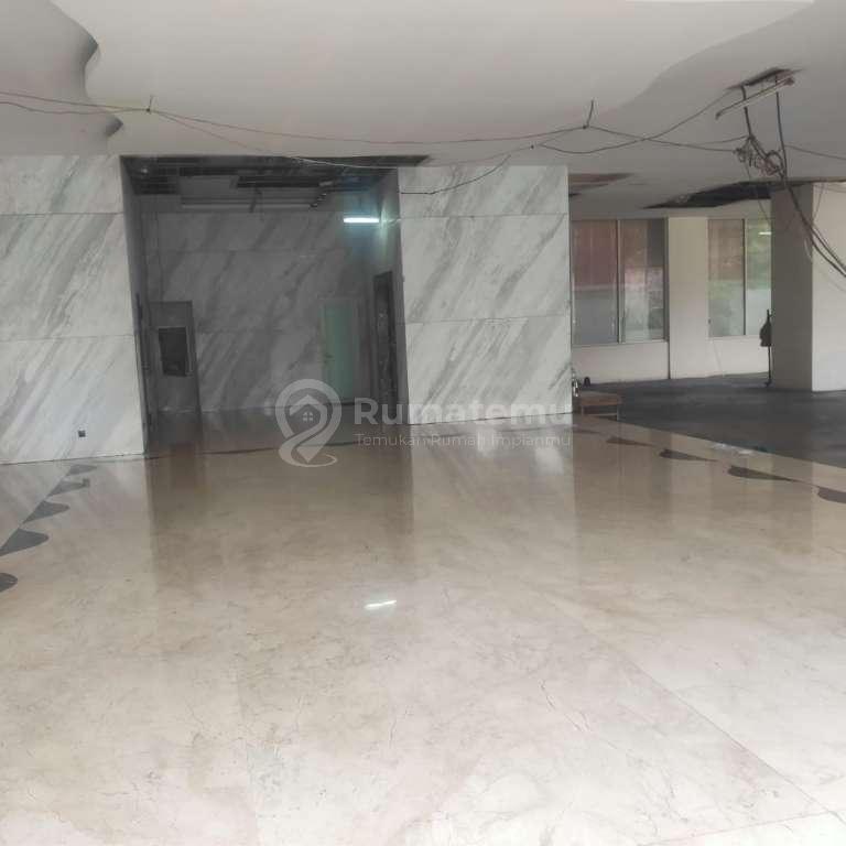 Dijual dan Sewa gedung strategis di Mampang Prapatan, Jakarta Selatan