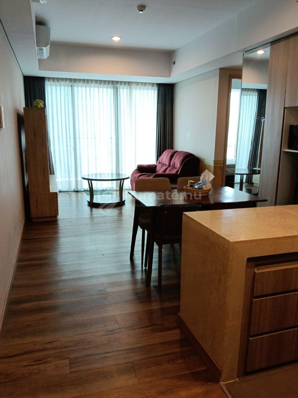 Dijual Apartemen Holland Village Jakarta 3+1BR Furnished
