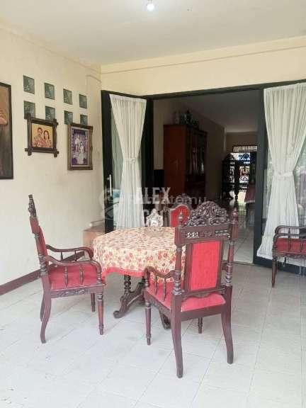 Jual Rumah 1 lantai lokasi di pinggir jalan di daerah Pejaten Barat, Pasar Minggu, Jakarta Selatan