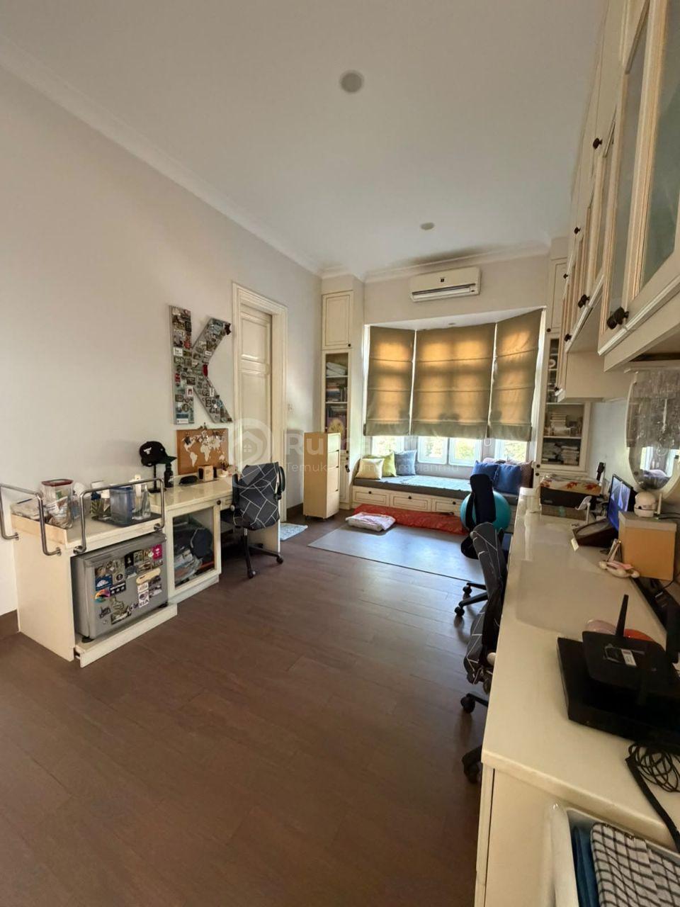 Rumah Fully Furnished Dijual di Bintaro Sektor 6, Siap Huni dengan SHM