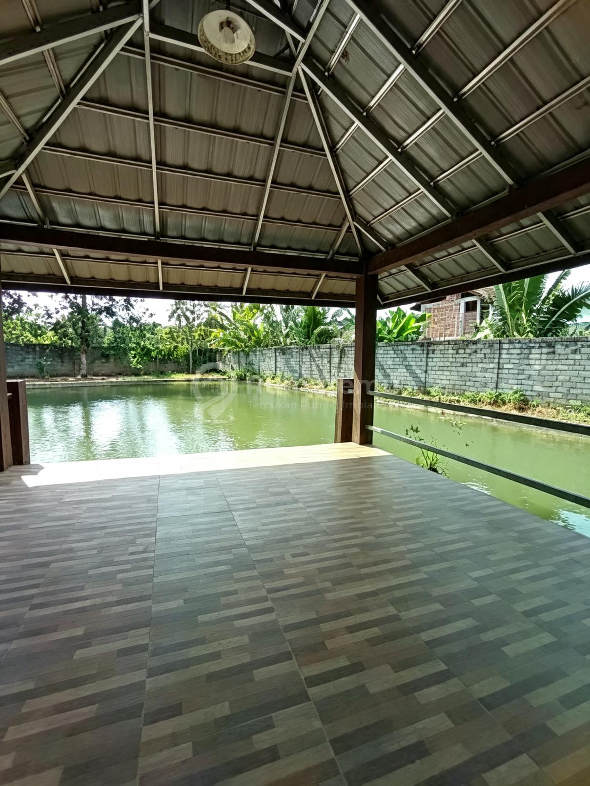 napan / rumah makan pemandangan pedesaan