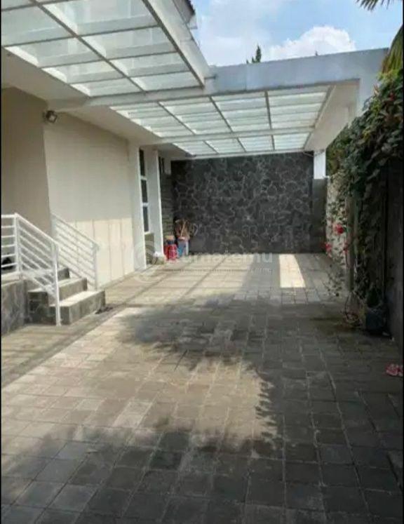 Rumah Mewah Antapani Dekat Arcamanik Bandung 